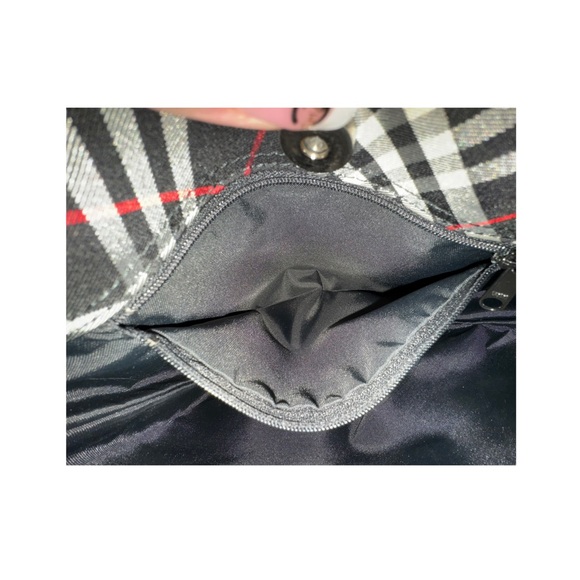 Burberrys Vintage Black limited Bucket bag EUC - Picture 9 of 10